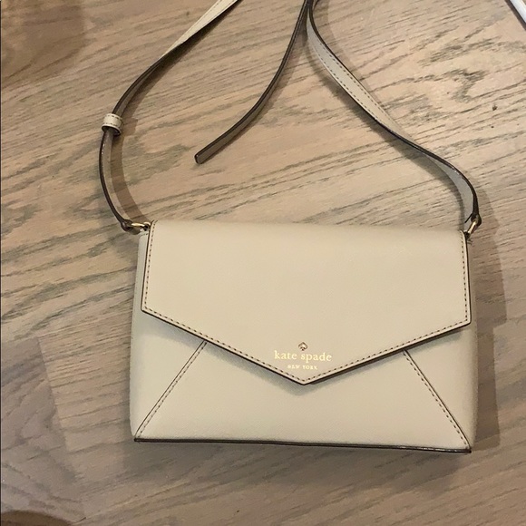 Kate Spade Purse - Picture 1 of 1